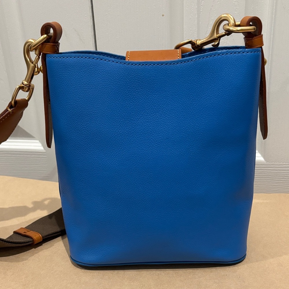 Dooney & Bourke - Raleigh Small Roxy Bag Ocean Blue Leather with Tan Trim - Picture 6 of 8